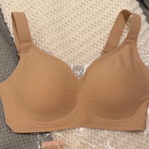 Elegant Tan Seamless Bra 40D